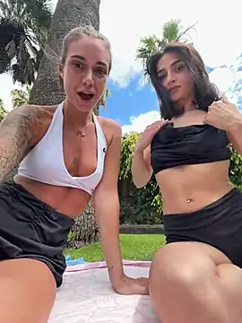 Show modela italianPassion na web-kameri