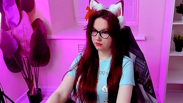 CarolGiggly's Live XXX Chat