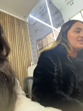 Antonella_Julieta 现场XXX聊天