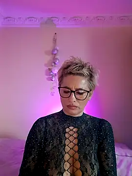 دردشة LunaBlaise الجنسية المباشرة