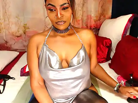 Chat +18 de ChloeTyler23 ao vivo