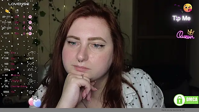 Chat +18 de Alicia_love00 ao vivo