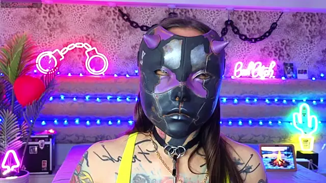 Cool_Freak_ Live XXX-chat