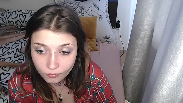 Chat +18 de AlienforTwenty ao vivo