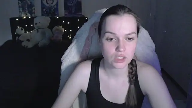 Chat +18 de Little_flowers ao vivo