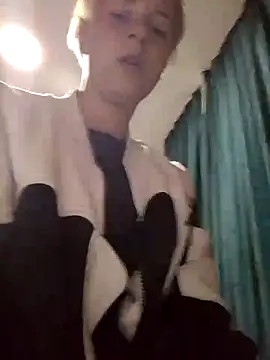 Gussie_Bridie Adlı Modelin Canlı XXX Sohbeti