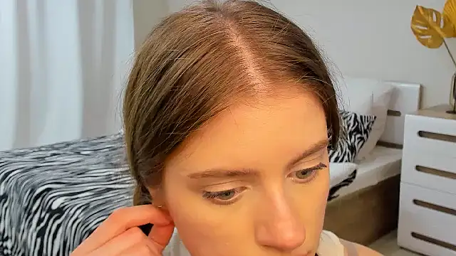 Erica_Kiss Obrolan Langsung XXX