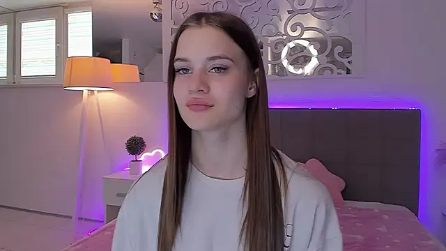 LuisaClover – Live XXX-chat