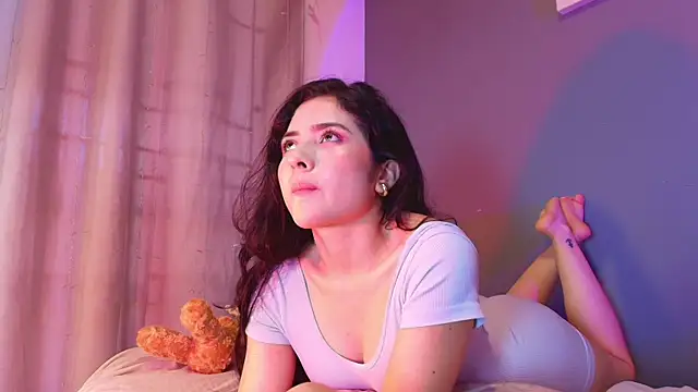 Chat +18 de adara_johnson__ ao vivo