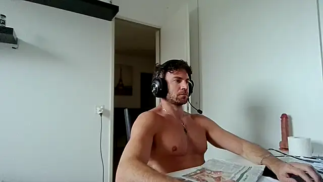 alpha-hunk ওয়েবক্যাম শো