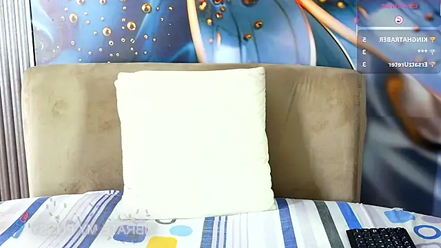 XXX chat uživo modela rouxinferno_cr