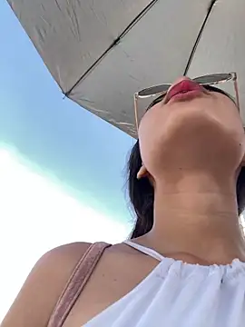 Chat XXX en directo de RoomExotic11