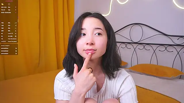 Chat +18 de VeronaCritchlow ao vivo