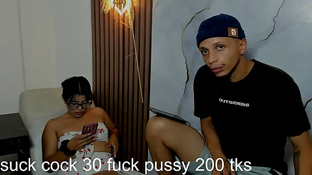 Chat +18 de DamianandEva ao vivo