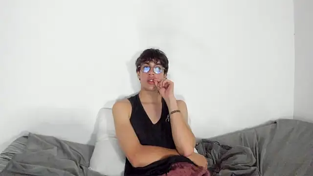 Dio__morningstar Chat XXX in diretta