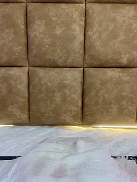 Natalia_Saenz_ Chat XXX in diretta