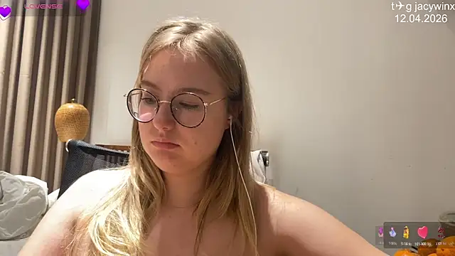 JacyWinslat Chat XXX live