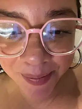 Chat +18 de Vivi_Kvsh ao vivo