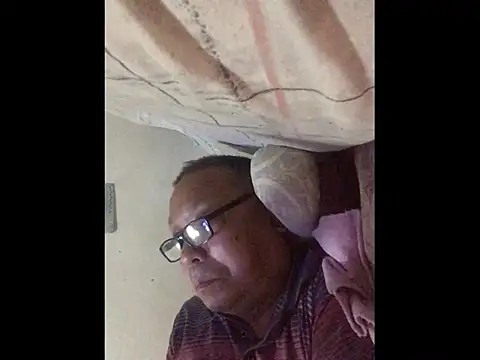 yaocaobi8 Show Webcam