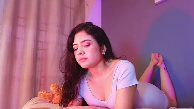 adara_johnson__'s Live XXX Chat