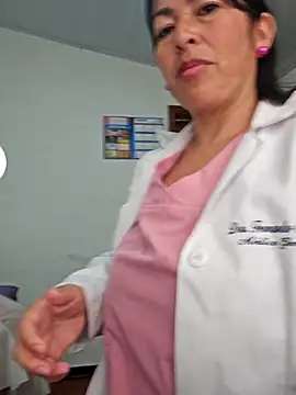 Pokazy przed kamerką – JustSamantha_