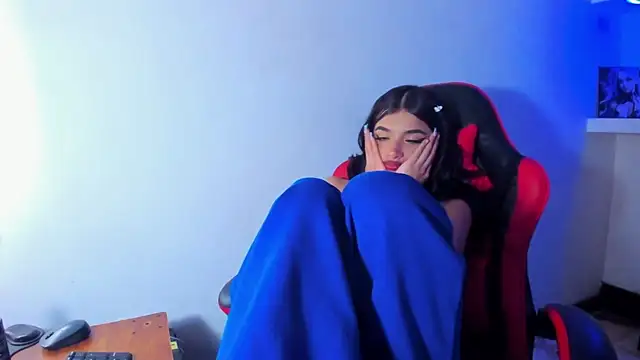 honeyluxe_: онлайн-секс-чат