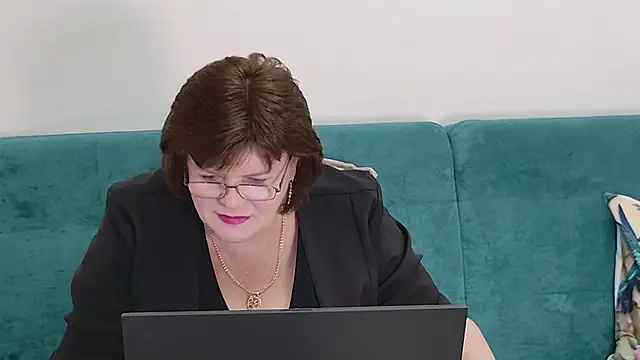 Sandra_Sunrise লাইভ XXX চ্যাট