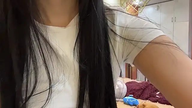 SinaGervasi: онлайн-секс-чат