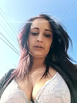 Chat XXX ao vivo de Alina03210