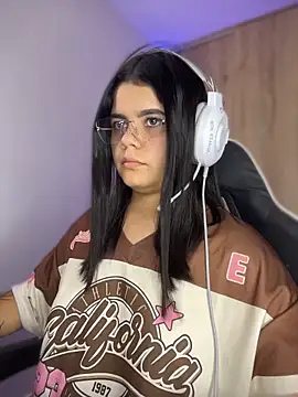 2Angela_ Chat XXX in diretta