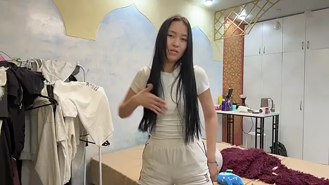 Chat +18 de SinaGervasi ao vivo