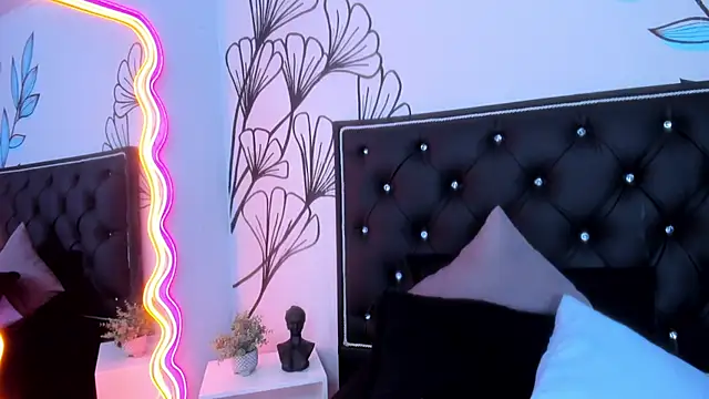 Sweet_Ariadna_ লাইভ XXX চ্যাট