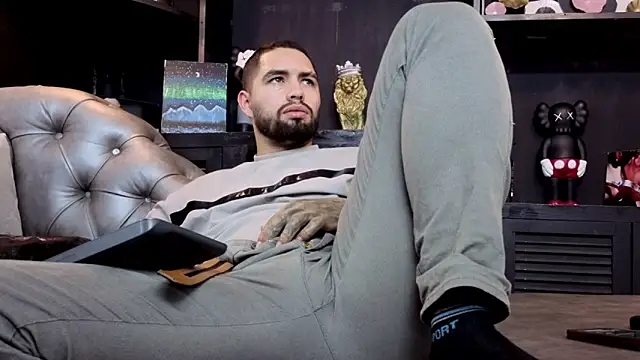 Онлайн чат XXX matteosantos