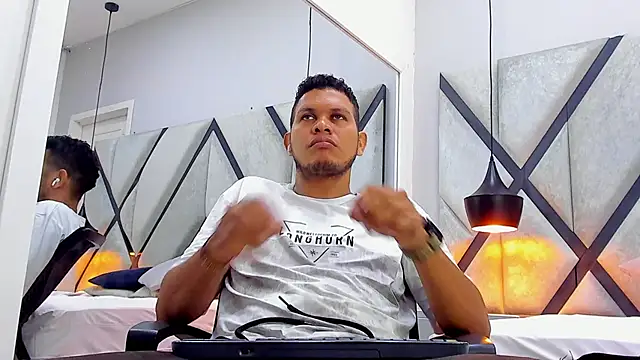 NohaBrooks Live XXX Chat