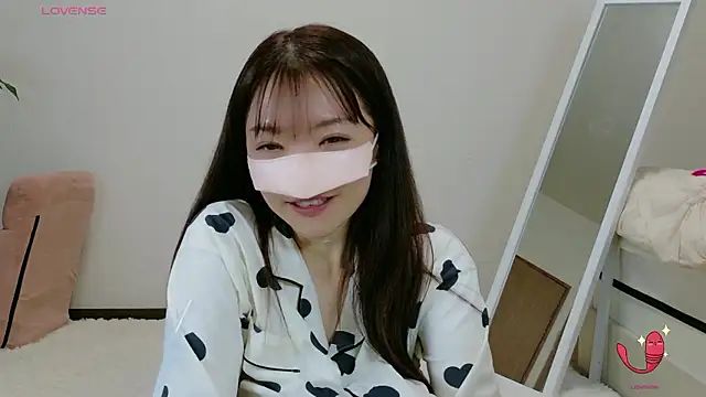 Czat XXX na żywo – momochan88