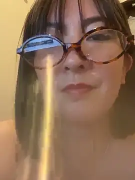 Mitsuco_surfladyのライブXXXチャット