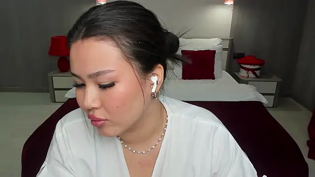 Brunette_Charm Live XXX-Chat