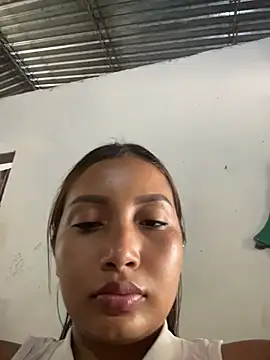 Genesis_18_ Live XXX-Chat