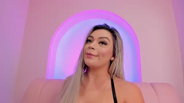 milaowens Chat XXX live