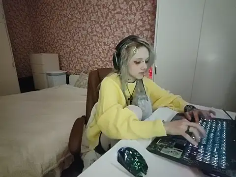 StijenaHunt Chat XXX live