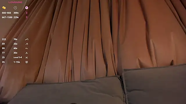 MuiEagan 现场XXX聊天