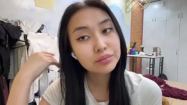 SinaGervasi Live XXX Chat