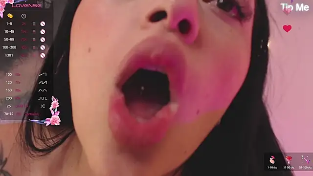 ViolettaHotLatin_ Adlı Modelin Canlı XXX Sohbeti