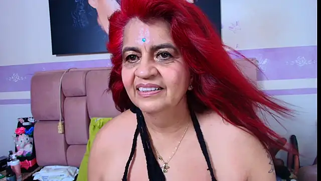 Chat +18 de RoxetteMature ao vivo