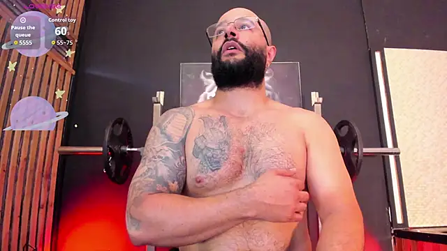 Luke__09 即時 XXX 聊天