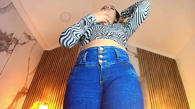 Emily_Trujillo: онлайн-секс-чат