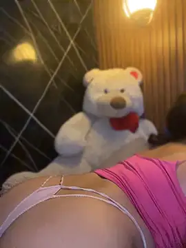 Chat +18 de ValentinaEliot ao vivo