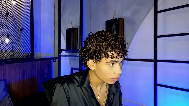 AlanCutee 라이브 XXX 채팅