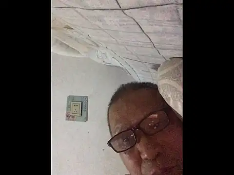 Chat XXX Live yaocaobi8