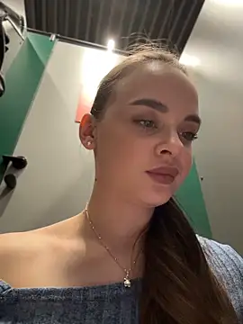 KristiRichのライブXXXチャット